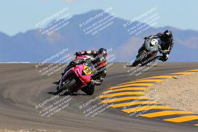 media/Oct-09-2022-SoCal Trackdays (Sun) [[95640aeeb6]]/Turn 12 (140pm)/